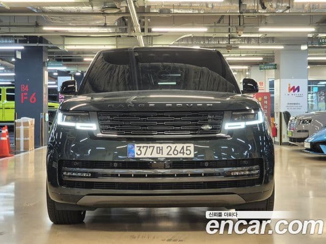 Land Rover Range Rover 2026 — Фото 1/20
