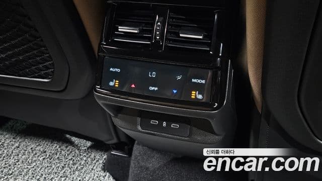 Renault Samsung Grand Koleos 2024 — Фото 18/20