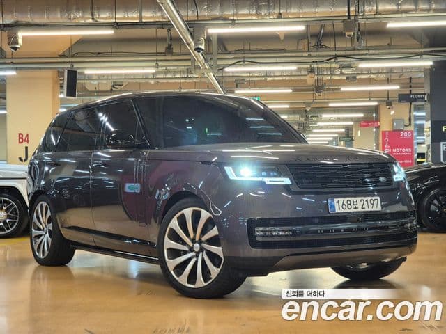 Land Rover Range Rover 2025 — Фото 9/20
