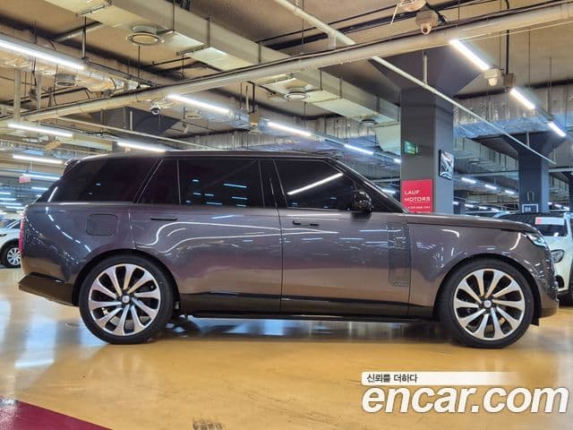 Land Rover Range Rover 2025 — Фото 10/20