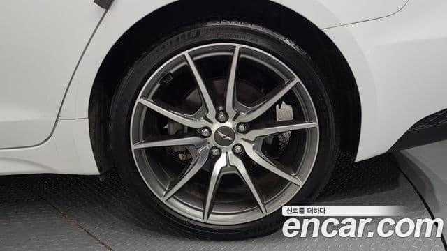 Genesis G70 2022 — Şəkil 17/33