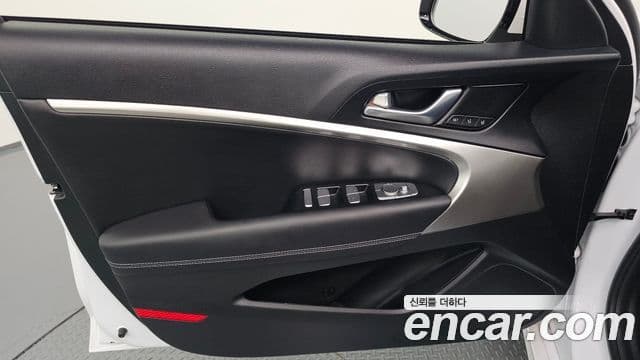 Genesis G70 2022 — Şəkil 1/33