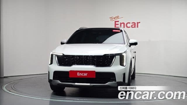 Kia Sorento 2023 — Фото 3/20