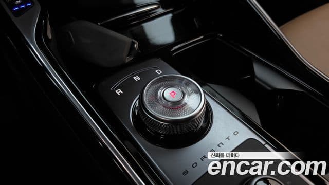 Kia Sorento 2023 — Фото 9/20