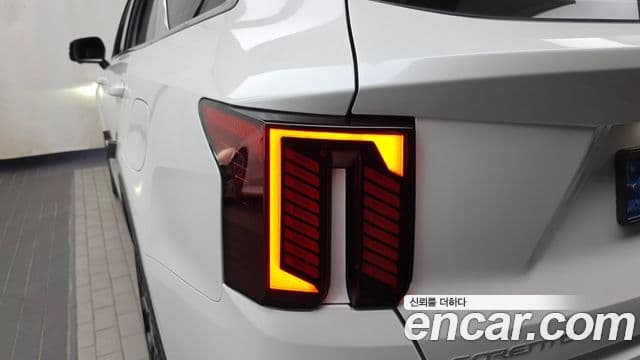 Kia Sorento 2023 — ფოტო 13/36