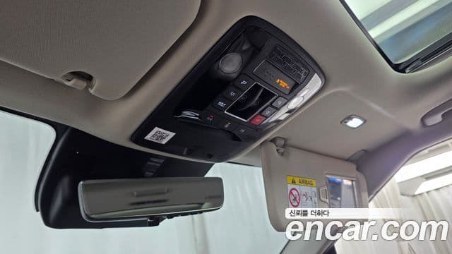 Kia Carnival 2024 — Photo 3/36