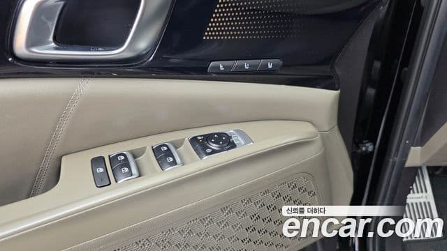 Kia Carnival 2024 — Photo 12/36