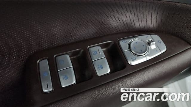 Genesis G70 2022 — Şəkil 24/32