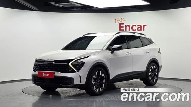 Kia Sportage 2021 — Фото 1/20