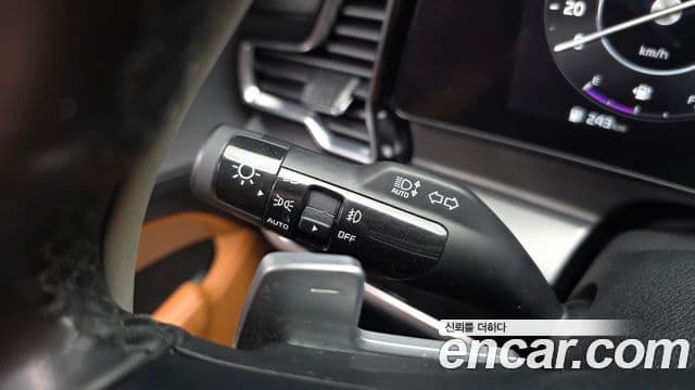 Kia Sportage 2021 — ფოტო 10/34