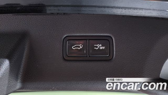Kia Carnival 2021 — Şəkil 34/36