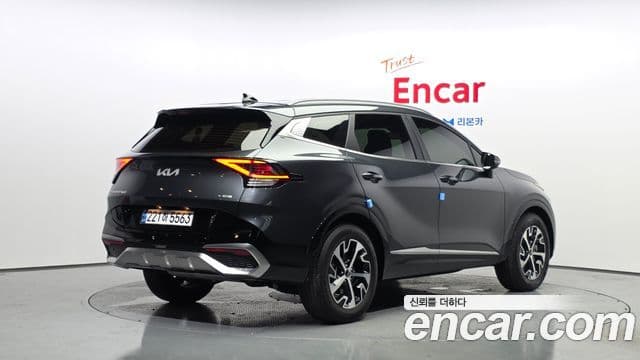 Kia Sportage 2024 — Фото 2/20