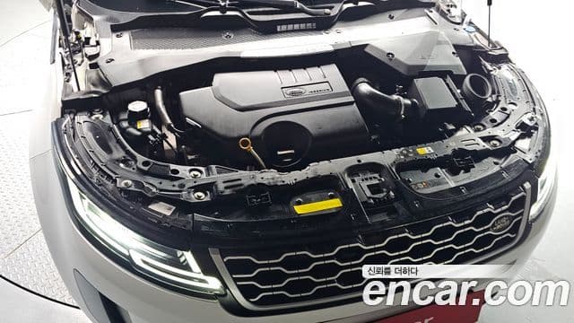 Land Rover Range Rover Evoque 2022 — Фото 6/20