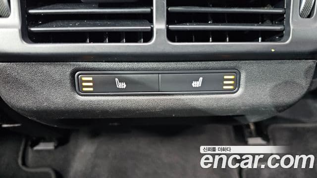 Land Rover Range Rover Evoque 2022 — Фото 12/20