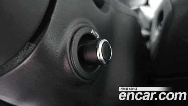 Land Rover Range Rover Evoque 2022 — Photo 28/35