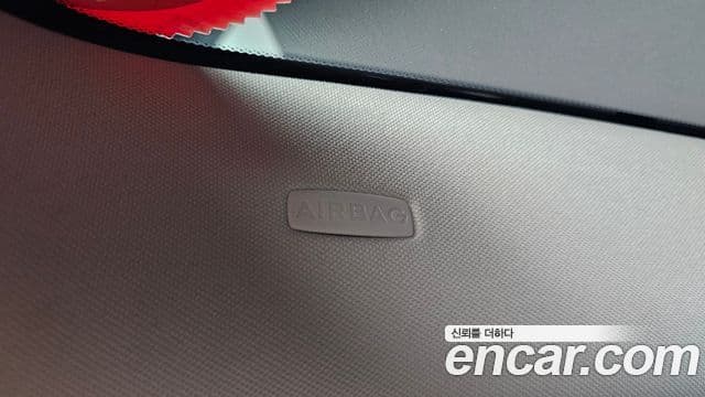 Land Rover Range Rover Evoque 2022 — Photo 34/35
