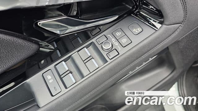 Land Rover Range Rover Evoque 2022 — Photo 12/35