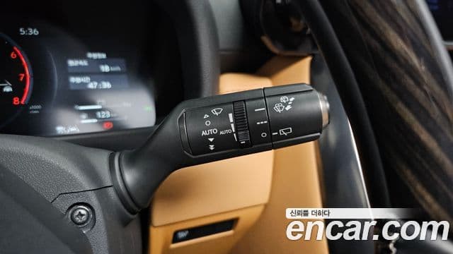 Lexus LX 2025 — Photo 22/39