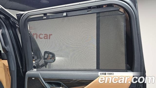 Lexus LX 2025 — Photo 8/39