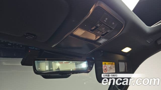 Lexus LX 2025 — Photo 19/39
