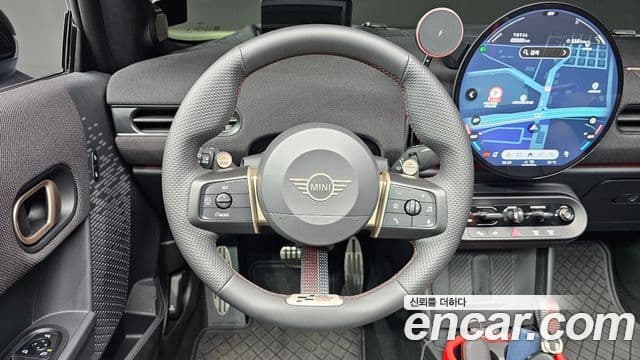 Mini Cooper S Convertible 2026 — Фото 13/20