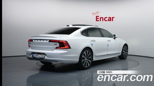 Volvo S90 2021 — ფოტო 1/20