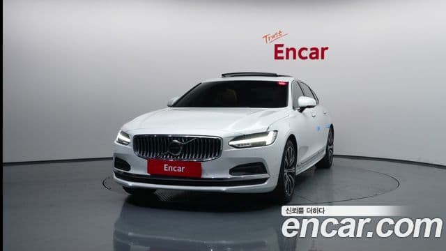 Volvo S90 2021 — ფოტო 16/20