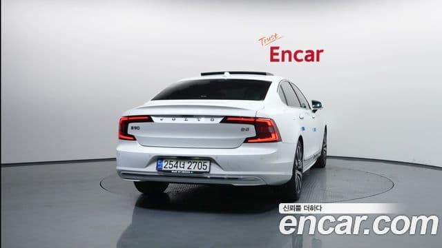 Volvo S90 2021 — ფოტო 4/20