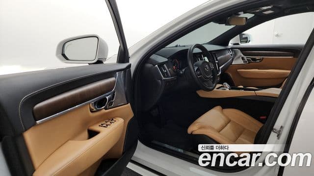 Volvo S90 2021 — ფოტო 5/20