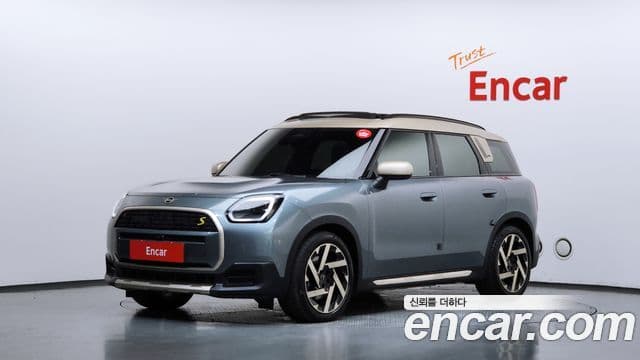 Mini Cooper Countryman Electric 2025 — Photo 4/34
