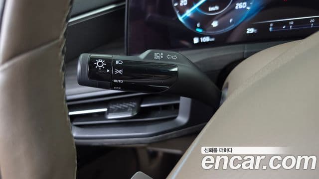 Kia K8 2021 — Photo 1/31