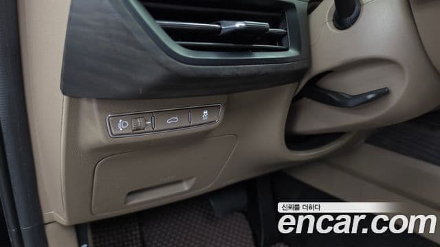 Kia K8 2021 — Photo 17/31