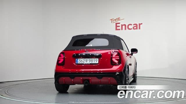 Mini Cooper S Convertible 2025 — Фото 4/20