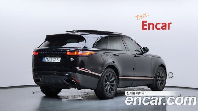 Land Rover Range Rover Velar 2018 — Photo 13/20