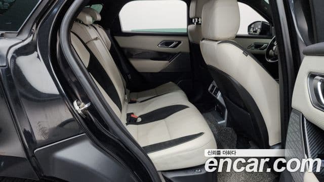 Land Rover Range Rover Velar 2018 — Photo 19/20