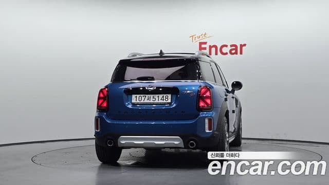 Mini Cooper SD Countryman 2020 — Фото 4/20
