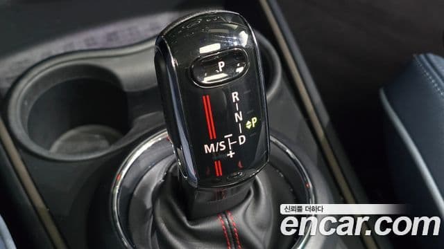 Mini Cooper SD Countryman 2020 — Фото 9/20