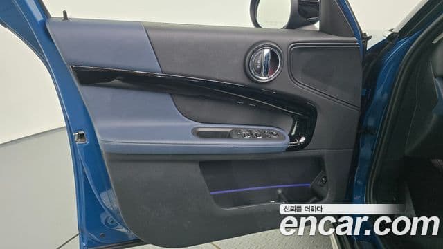 Mini Cooper SD Countryman 2020 — Şəkil 27/34