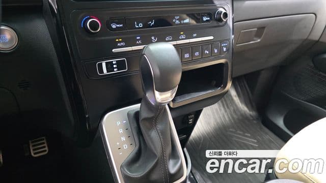 Hyundai Staria 2026 — Фото 9/20