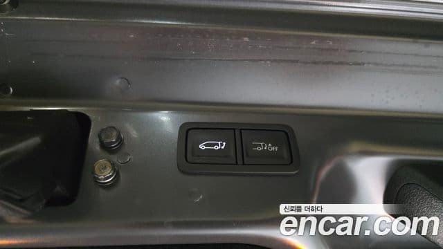 Hyundai Staria 2026 — Photo 22/33