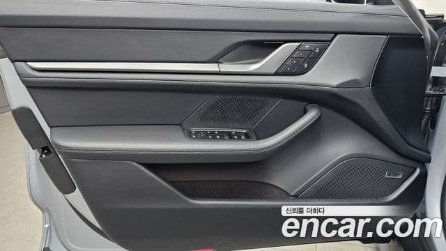 Porsche Taycan 2026 — ფოტო 10/32