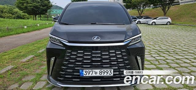 Lexus LM 2026 — Фото 10/20