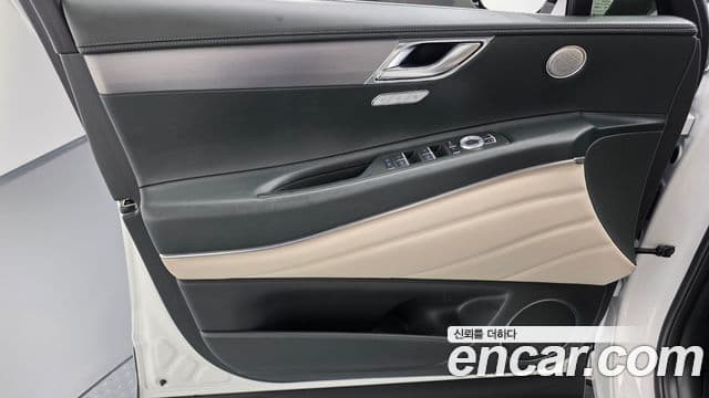 Genesis GV80 2023 — ფოტო 2/35