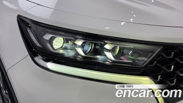 Kia Sorento 2022 — Şəkil 13/36