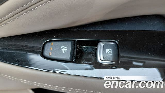 Kia K8 2023 — Photo 15/35