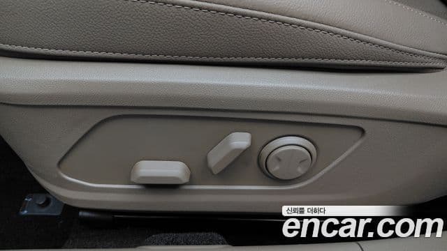 Kia K8 2023 — Photo 2/35