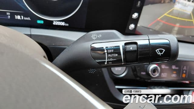 Kia K8 2023 — Photo 12/35