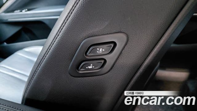 Kia K8 2021 — Şəkil 19/30