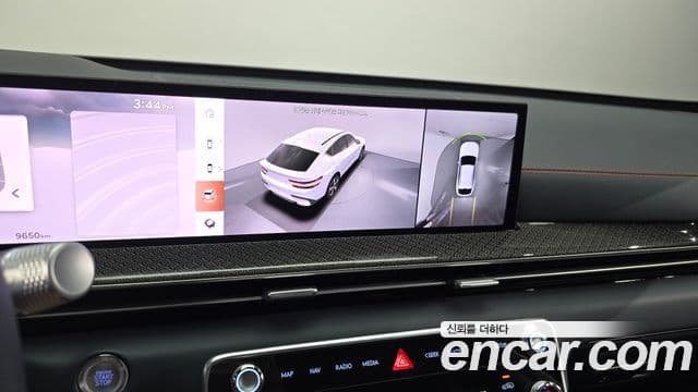 Genesis GV80 Coupe 2026 — Фото 15/20