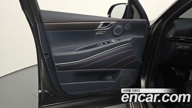 Genesis GV80 Coupe 2026 — Şəkil 25/42